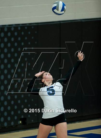 Thumbnail 3 in Mesquite vs. Highland photogallery.