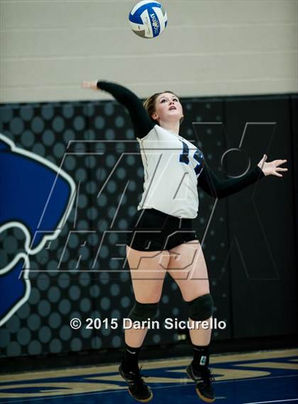 Thumbnail 3 in Mesquite vs. Highland photogallery.
