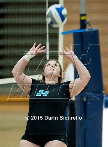 Thumbnail 2 in Mesquite vs. Highland photogallery.