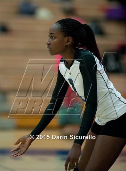 Thumbnail 1 in Mesquite vs. Highland photogallery.