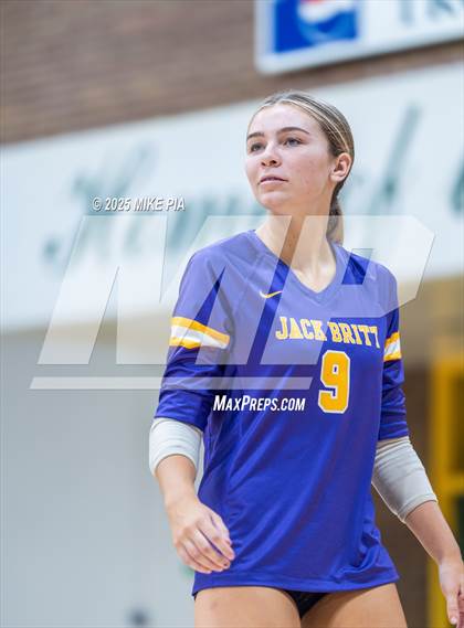 Thumbnail 2 in Jack Britt @ Pine Forest photogallery.