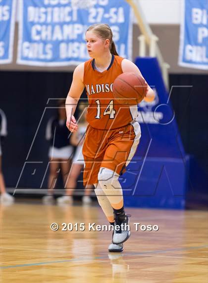 Thumbnail 3 in O'Connor vs. Madison (UIL 6A Bi-District Playoff) photogallery.