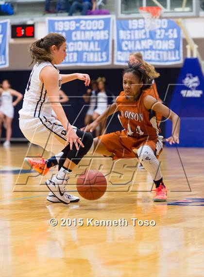 Thumbnail 2 in O'Connor vs. Madison (UIL 6A Bi-District Playoff) photogallery.