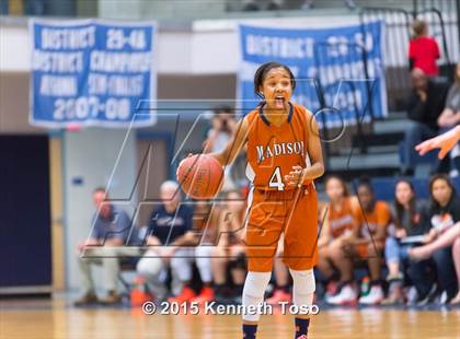 Thumbnail 3 in O'Connor vs. Madison (UIL 6A Bi-District Playoff) photogallery.