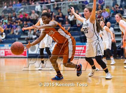 Thumbnail 1 in O'Connor vs. Madison (UIL 6A Bi-District Playoff) photogallery.