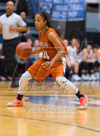 Thumbnail 2 in O'Connor vs. Madison (UIL 6A Bi-District Playoff) photogallery.