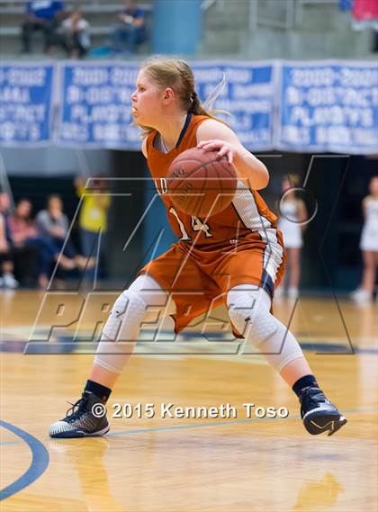 Thumbnail 1 in O'Connor vs. Madison (UIL 6A Bi-District Playoff) photogallery.