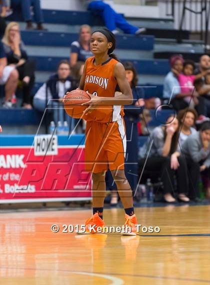 Thumbnail 3 in O'Connor vs. Madison (UIL 6A Bi-District Playoff) photogallery.