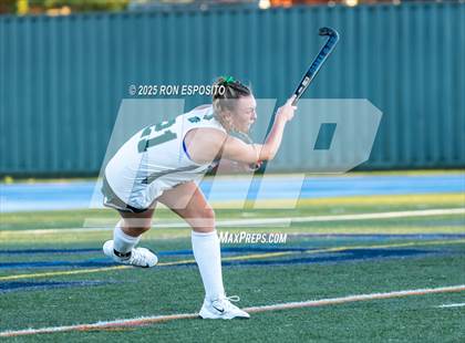 Thumbnail 1 in Eastport South Manor vs Harborfield (NYSPHSAA Class B Qualifer) photogallery.