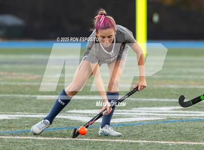 Thumbnail 3 in Eastport South Manor vs Harborfield (NYSPHSAA Class B Qualifer) photogallery.