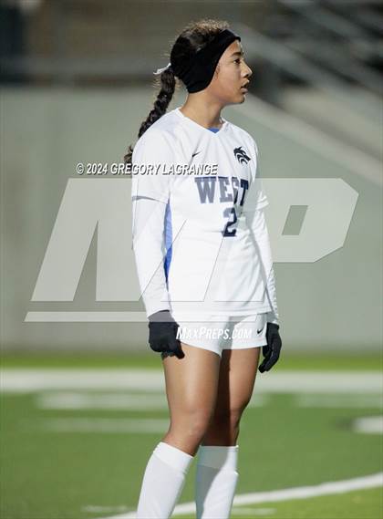 Thumbnail 2 in Plano West vs Frenship photogallery.