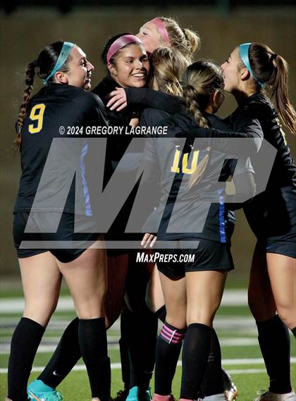 Thumbnail 1 in Plano West vs Frenship photogallery.