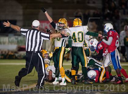 Thumbnail 2 in Holtville vs. Crawford (CIF SDS D5 Final) photogallery.