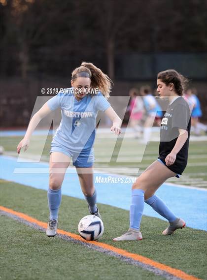 Thumbnail 1 in Oakton @ Yorktown photogallery.