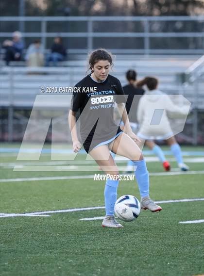 Thumbnail 3 in Oakton @ Yorktown photogallery.