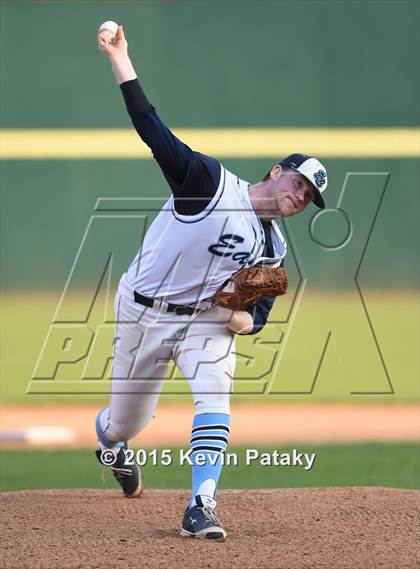 Thumbnail 2 in Sheehan vs. East Catholic (CIAC Class M Semifinal) photogallery.