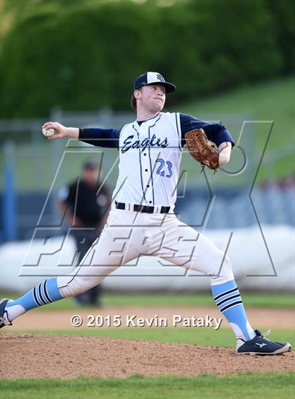 Thumbnail 2 in Sheehan vs. East Catholic (CIAC Class M Semifinal) photogallery.