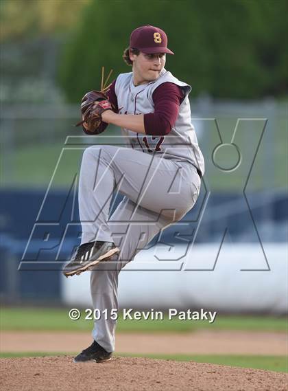 Thumbnail 3 in Sheehan vs. East Catholic (CIAC Class M Semifinal) photogallery.