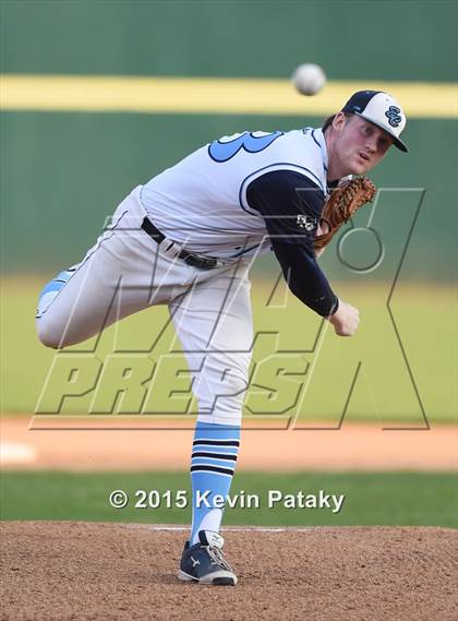 Thumbnail 3 in Sheehan vs. East Catholic (CIAC Class M Semifinal) photogallery.
