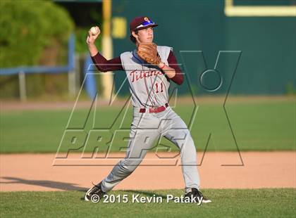 Thumbnail 3 in Sheehan vs. East Catholic (CIAC Class M Semifinal) photogallery.