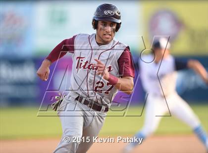 Thumbnail 2 in Sheehan vs. East Catholic (CIAC Class M Semifinal) photogallery.