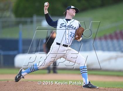 Thumbnail 3 in Sheehan vs. East Catholic (CIAC Class M Semifinal) photogallery.