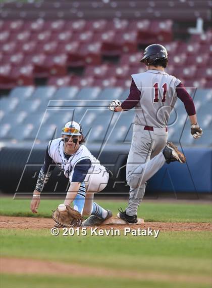 Thumbnail 3 in Sheehan vs. East Catholic (CIAC Class M Semifinal) photogallery.