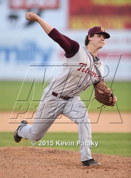 Thumbnail 3 in Sheehan vs. East Catholic (CIAC Class M Semifinal) photogallery.