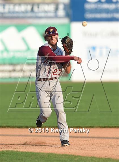 Thumbnail 2 in Sheehan vs. East Catholic (CIAC Class M Semifinal) photogallery.