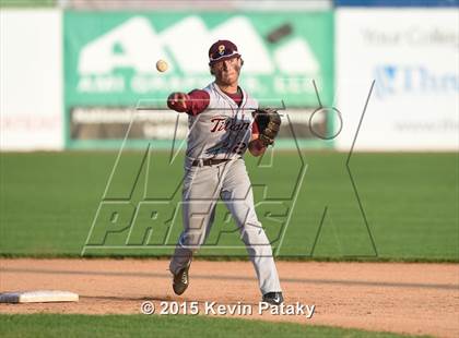 Thumbnail 3 in Sheehan vs. East Catholic (CIAC Class M Semifinal) photogallery.