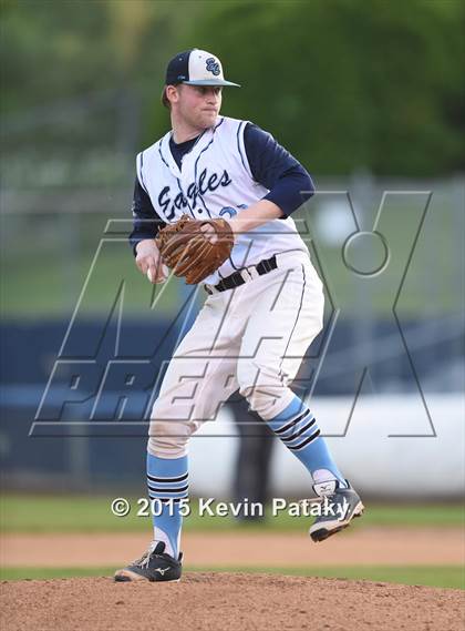 Thumbnail 2 in Sheehan vs. East Catholic (CIAC Class M Semifinal) photogallery.