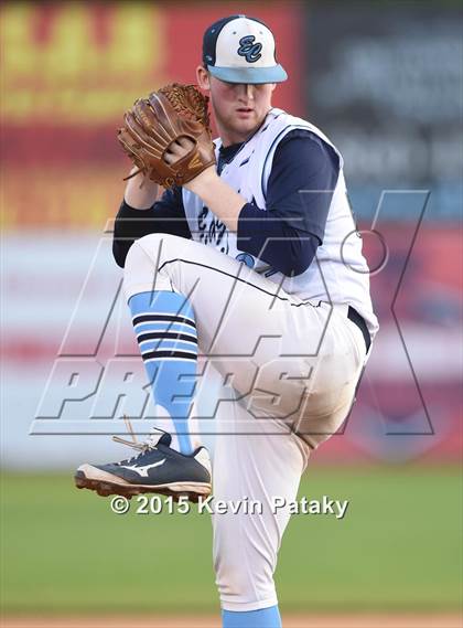 Thumbnail 1 in Sheehan vs. East Catholic (CIAC Class M Semifinal) photogallery.
