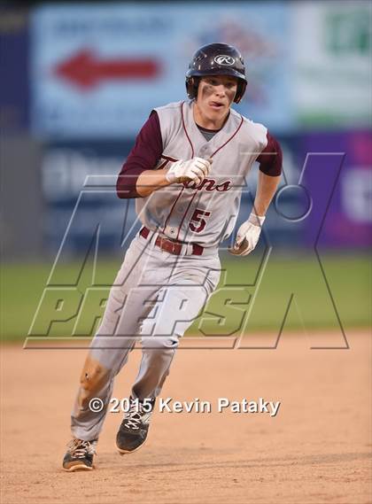 Thumbnail 2 in Sheehan vs. East Catholic (CIAC Class M Semifinal) photogallery.