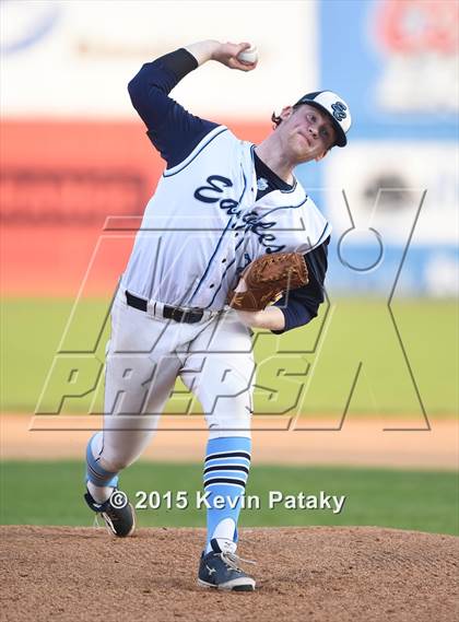 Thumbnail 3 in Sheehan vs. East Catholic (CIAC Class M Semifinal) photogallery.