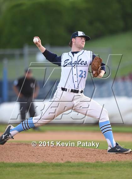Thumbnail 3 in Sheehan vs. East Catholic (CIAC Class M Semifinal) photogallery.