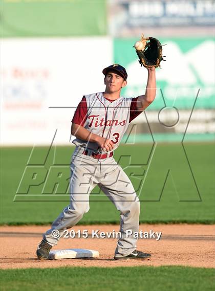 Thumbnail 1 in Sheehan vs. East Catholic (CIAC Class M Semifinal) photogallery.