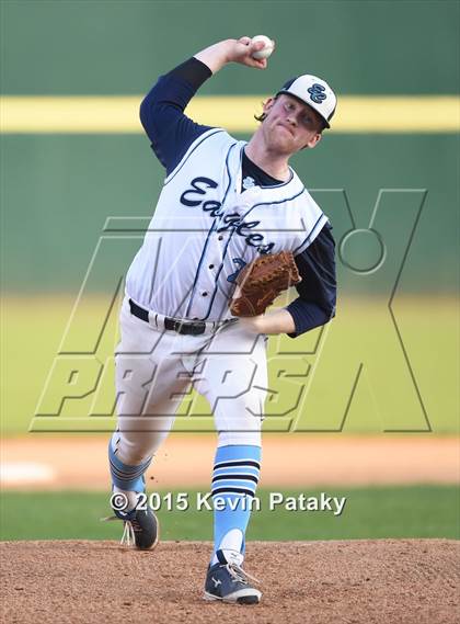 Thumbnail 2 in Sheehan vs. East Catholic (CIAC Class M Semifinal) photogallery.