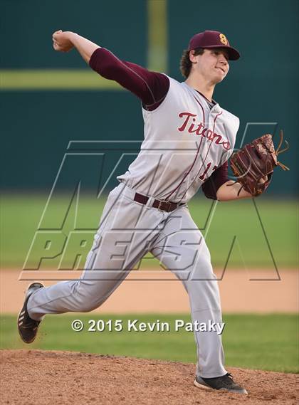 Thumbnail 1 in Sheehan vs. East Catholic (CIAC Class M Semifinal) photogallery.