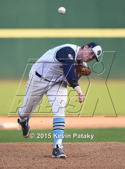 Thumbnail 3 in Sheehan vs. East Catholic (CIAC Class M Semifinal) photogallery.