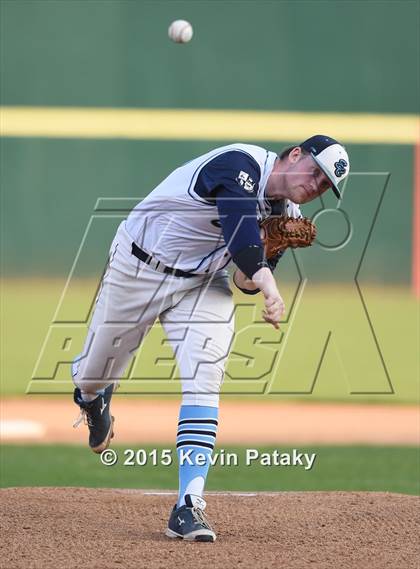 Thumbnail 2 in Sheehan vs. East Catholic (CIAC Class M Semifinal) photogallery.
