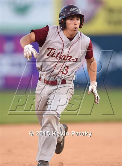 Thumbnail 1 in Sheehan vs. East Catholic (CIAC Class M Semifinal) photogallery.