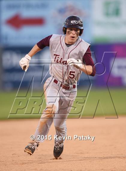 Thumbnail 3 in Sheehan vs. East Catholic (CIAC Class M Semifinal) photogallery.