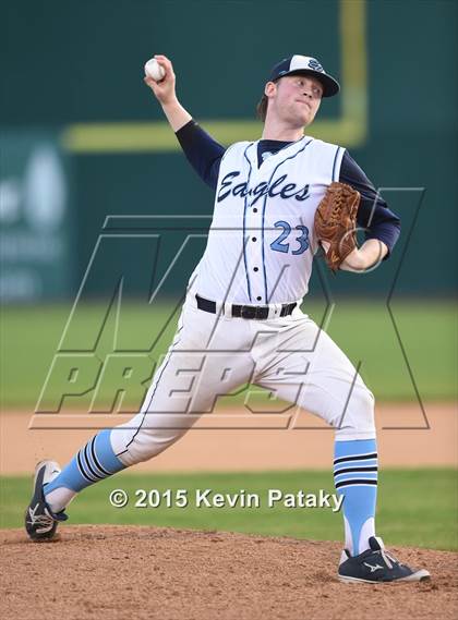 Thumbnail 3 in Sheehan vs. East Catholic (CIAC Class M Semifinal) photogallery.