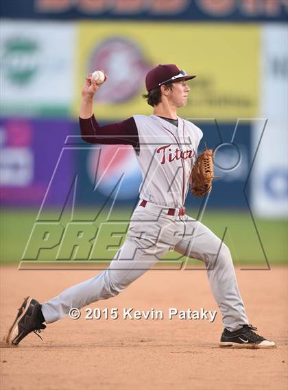 Thumbnail 2 in Sheehan vs. East Catholic (CIAC Class M Semifinal) photogallery.