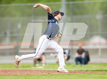 Thumbnail 2 in Bishop Grimes vs Phoenix photogallery.