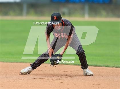 Thumbnail 3 in Lincoln vs University (CIF LACS D3 Final) photogallery.