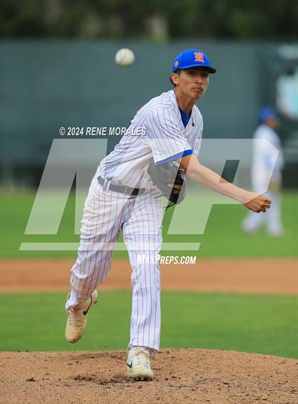 Thumbnail 2 in Lincoln vs University (CIF LACS D3 Final) photogallery.