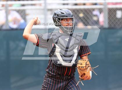 Thumbnail 3 in Lincoln vs University (CIF LACS D3 Final) photogallery.