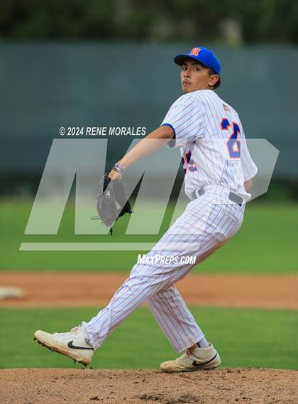 Thumbnail 3 in Lincoln vs University (CIF LACS D3 Final) photogallery.
