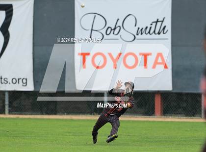 Thumbnail 1 in Lincoln vs University (CIF LACS D3 Final) photogallery.